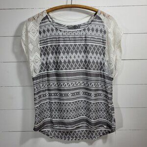 Prana Aleen Semi Sheer Graphic and Lace Top/Shirt w/Cup Sleeves Women's sz M
